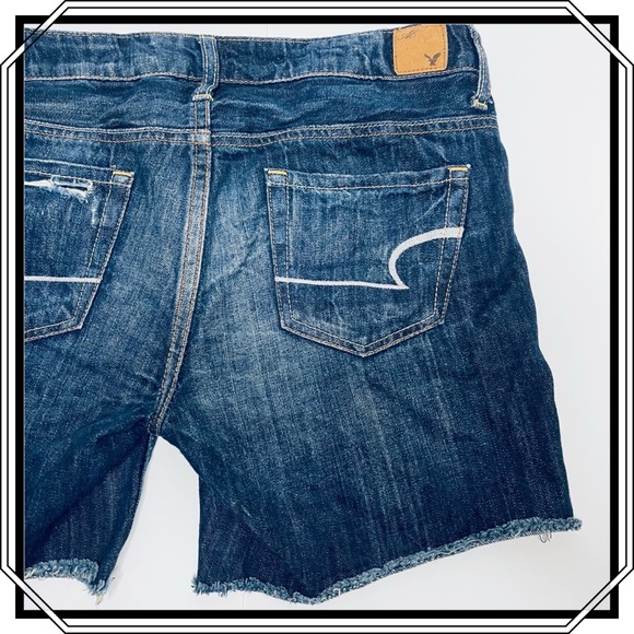 American Eagle Distressed Denim Shorts Size 2 - Picture 7 of 8